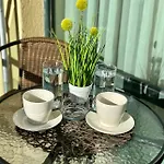 Sunshine Apartment *