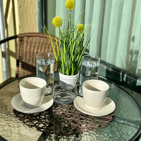 Sunshine Apartment *