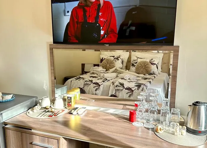 Sunshine Aziz Konstantin ve Elena