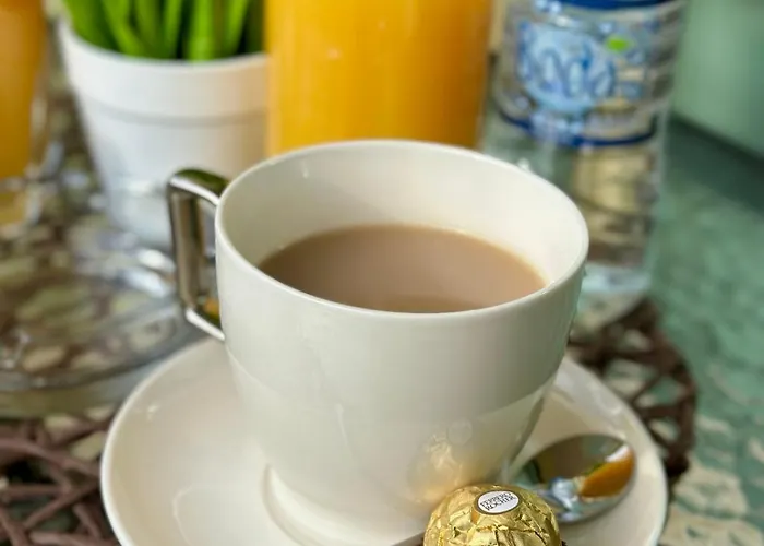 Sunshine Daire Aziz Konstantin ve Elena