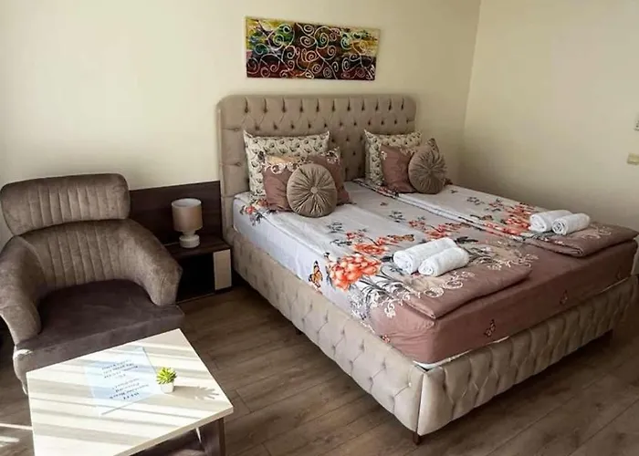 Sunshine Daire Aziz Konstantin ve Elena